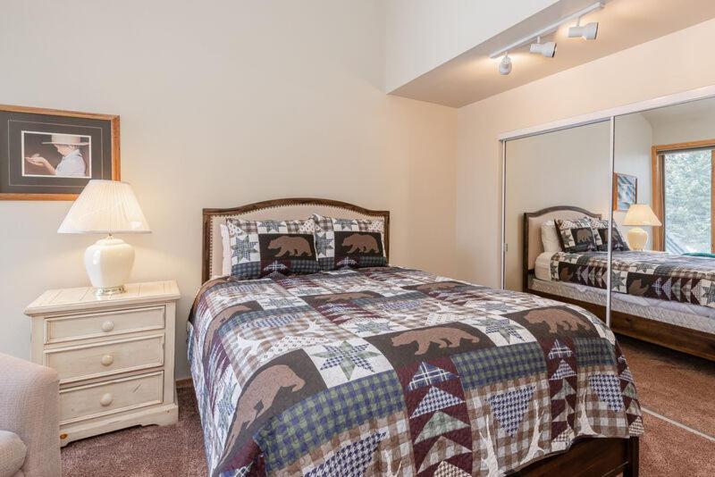 Snowcreek #856 Phase V Villa Mammoth Lakes Room photo